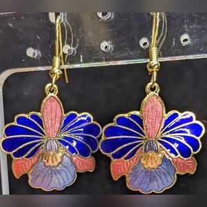 Vintage Cloisonné Orchid Flower Earrings, Wirehook Pierced, NOS NWT
